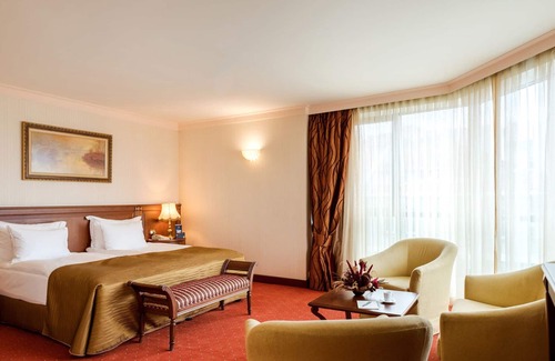 Sofia City Center Hotel | Elegant Crystal Palace Boutique Hotel with Spa & Family Amenities