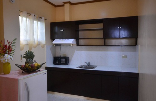 Narra Hotel | Relax at Crystal Paradise Resort, Spa & Winery Retreat