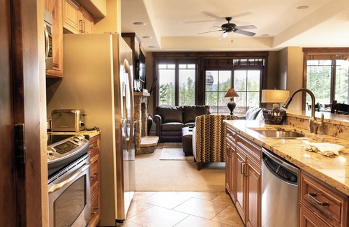 Breckenridge Apartment | Discover Crystal Peak Lodge: Family-Friendly Retreat Awaits