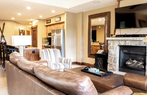 Breckenridge Apartment | Discover Crystal Peak Lodge: Family-Friendly Retreat Awaits