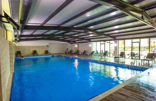 Bakuriani Apartment | Comfortable Crystal Residence Apartment with Pool and Spa