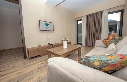Bakuriani Hotel | Crystal Resort: Family-Friendly Getaway with Hot Tub Access
