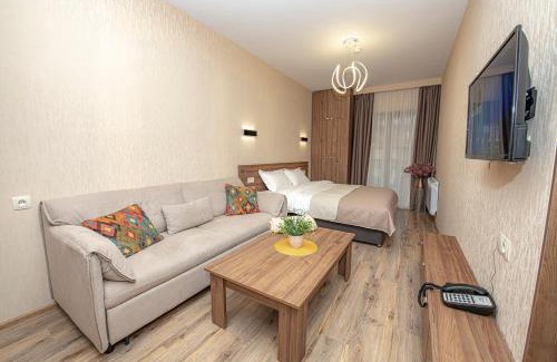 Bakuriani Hotel | Crystal Resort: Family-Friendly Getaway with Hot Tub Access