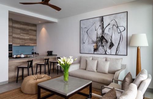 Rathgama Hotel | Premier Oceanfront Stay at Crystal Sands Hikkaduwa