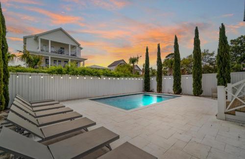 Crystal Beach House | Discover Crystal Tide - Pet Friendly Retreat in Destin
