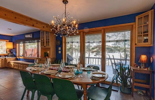 Tomahawk House | Escape to Oceanfront Bliss at Crystal Tree Cottage