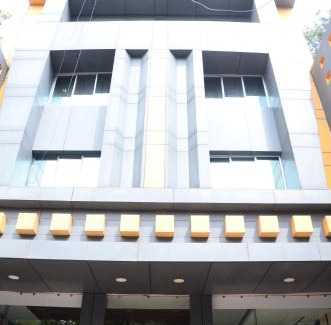 Ranchi Hotel | Discover Crystal Residency: Family-Friendly with Breakfast