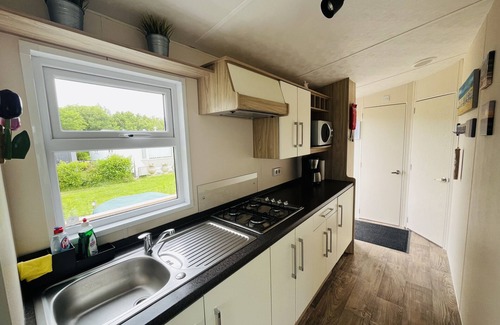 Callantsoog Ski Chalet | Discover CS 30 at Vakantiepark Callassande with Ocean Views