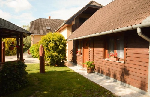 Kehidakustany House | Family-Friendly Cabin with Impressive 9/10 Guest Rating