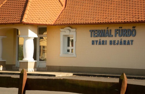 Kehidakustany House | Family-Friendly Cabin with Impressive 9/10 Guest Rating
