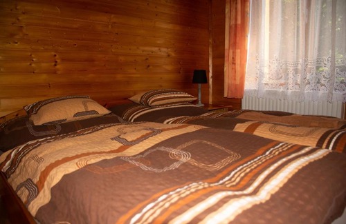 Kehidakustany House | Family-Friendly Cabin with Impressive 9/10 Guest Rating