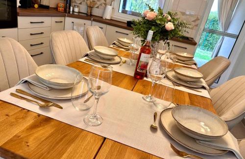 Kalocsa Apartment | Csatangoló Lovas Apartman Gold