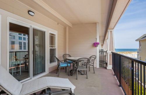 Kill Devil Hills House | Oceanfront Escape at CSC3E Afternoon Delight Hotel