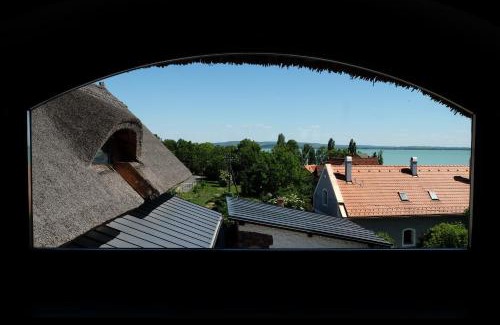 Revfulop House | Explore Cselling Udvarház: 4-Star, Guest Rated 10/10 Stay