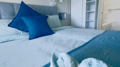 Vleesbaai Apartment | Kid-Friendly Retreat at Csig Vleesbaai - Guest Rated 9/10