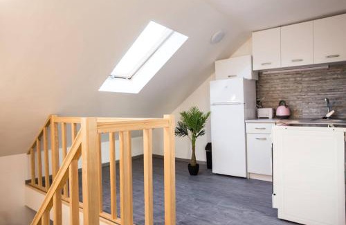 Pecs House | Family-Friendly Csigaház Apartman with Hot Tub & Comfort