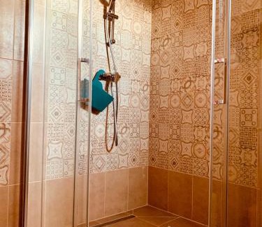 Balatonendred Apartment | Csigevár Birtok: Pet-Friendly Retreat with Hot Tub & Breakfast