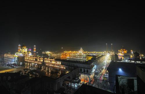 Amritsar Resort | CSJS Inn Hotel: Family-Friendly Stay with Breakfast Included
