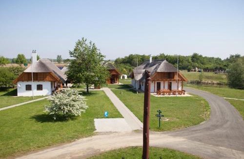 Rabahidveg House | Experience Comfort at Csodaszarvas Vendégházak - 9.2/10