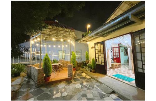 Phuong 10 Apartment | Cozy Weekend Homestay with Family-Friendly Amenities