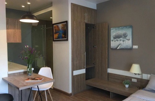 Thanh Oai House | Relax at Cu Cach's House: Pool, Spa & Family Amenities