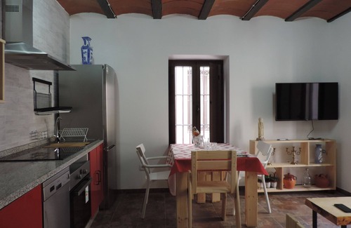 Casar de Caceres Apartment | Enjoy a Family-Friendly Stay at Cuadrina Barbancho