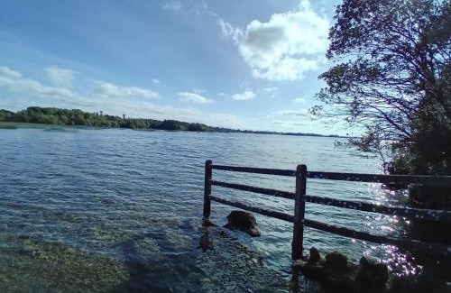 Mullingar Bed & Breakfast | Eco-Friendly Escape at Cuan na bPiobairí with Pool & Hot Tub