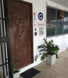 Las Tablas House | Cozy Private Rooms with Kitchen - Casa La Dolce Vita