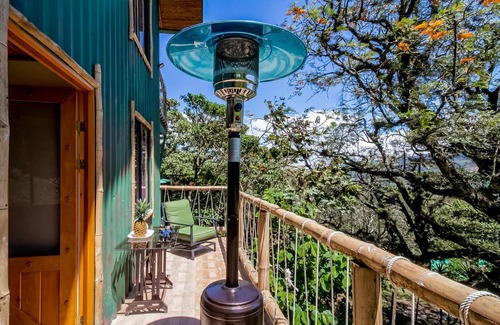 Roble Apartment | Pet-Friendly Retreat at Cuatro Vientos #1 for Families