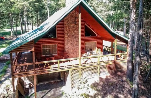 Clearfield Cabin | Experience Cub Cabin @ The Bear's Den - 10/10 Rated Retreat