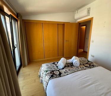 Agueda Apartment | Family-Friendly Stay at Cube30 with Great Guest Ratings