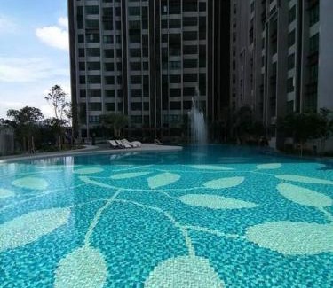 Kampung Pantai Dalam Apartment | Experience Cubic Botanical: Family-Friendly Retreat in KL