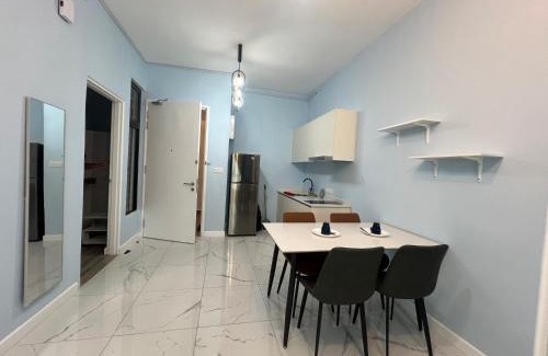 Kampung Pantai Dalam Apartment | Modern Cubic Botanical KL Bangsar with Pool & Parking