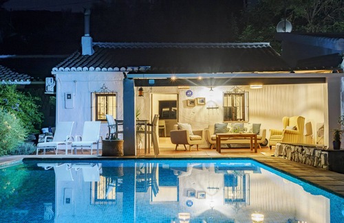 Alhaurin el Grande Cottage | Discover Cubo's Casa Rural El Refugio with Private Pool