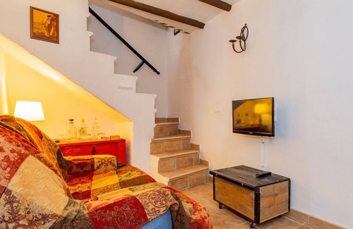 Sedella Cottage | Experience Unmatched Comfort at Cubo's Casa Mas Axarquia