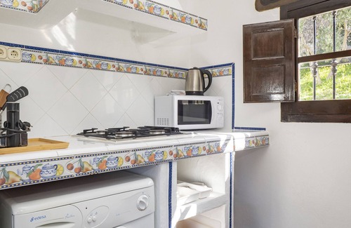 Jimera de Libar Cottage | Cubo's Casa Rural La Albahaca de Libar/private pool/free wifi/views
