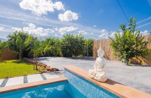 Cartama House | Discover Cubo's Casita Bolaño: Family-Friendly Getaway