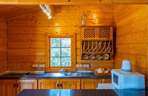 Coin Cottage | Discover Cubo's Coin: Private Pool & Nature Retreat