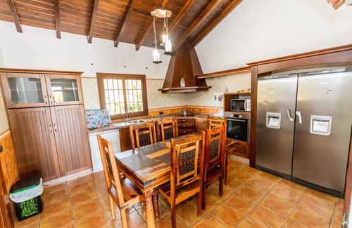 Alhaurin el Grande Cottage | Relax at Cubo's Finca Cortijo La Hilacha with Private Pool