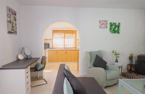 Cartama Cottage | Relax at Cubo's Cortijo La Bolina with Private Pool