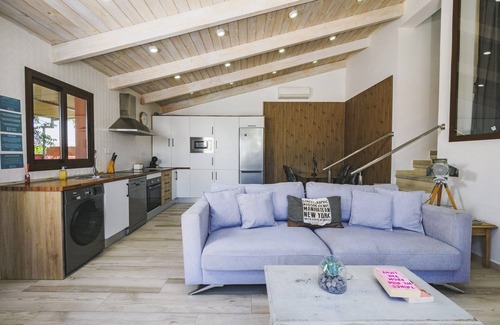 Alhaurin el Grande Cottage | Idyllic Casa Las Palmeras: Private Pool & Free Wifi