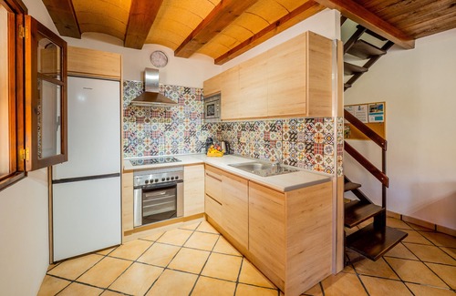 Alhaurin el Grande Cottage | Relaxing Getaway at Cubo's La Casa del Rio with Private Pool