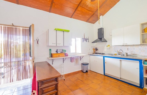 Ardales Cottage | Relax at Cubo's La Casa del Abuelo with Private Pool