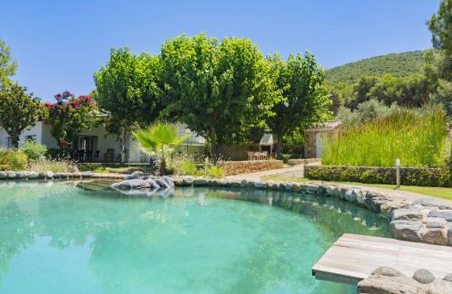 Alhaurin el Grande Villa | Relax at Cubo's Villa El Tejar - 4-Star Gem with Pool