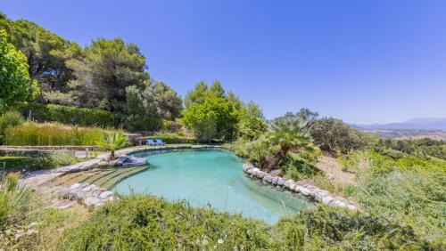 Alhaurin el Grande Villa | Relax at Cubo's Villa El Tejar - 4-Star Gem with Pool