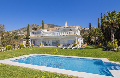 Benalmadena Villa | Experience Cubo's Villa Las Colinas with Private Pool & More