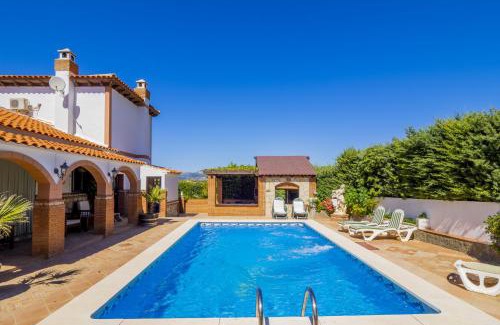 Ardales Villa | Idyllic Villa Torres Ardales: Pool and Child-Friendly Retreat