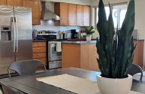 Mesa Grande House | Enjoy Cubs Stadium Views with Heated Pool & Pet-Friendly Stay