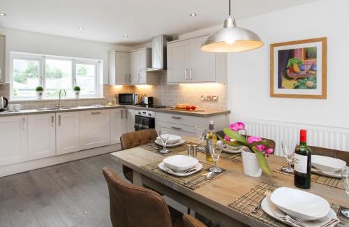 Borth-y-Gest House | Family-Friendly Cuckooland: 4-Star Stay with Top Ratings