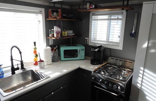 Bastrop House | Discover Cuckoo’s Nest Tiny House: Unique Getaway Awaits